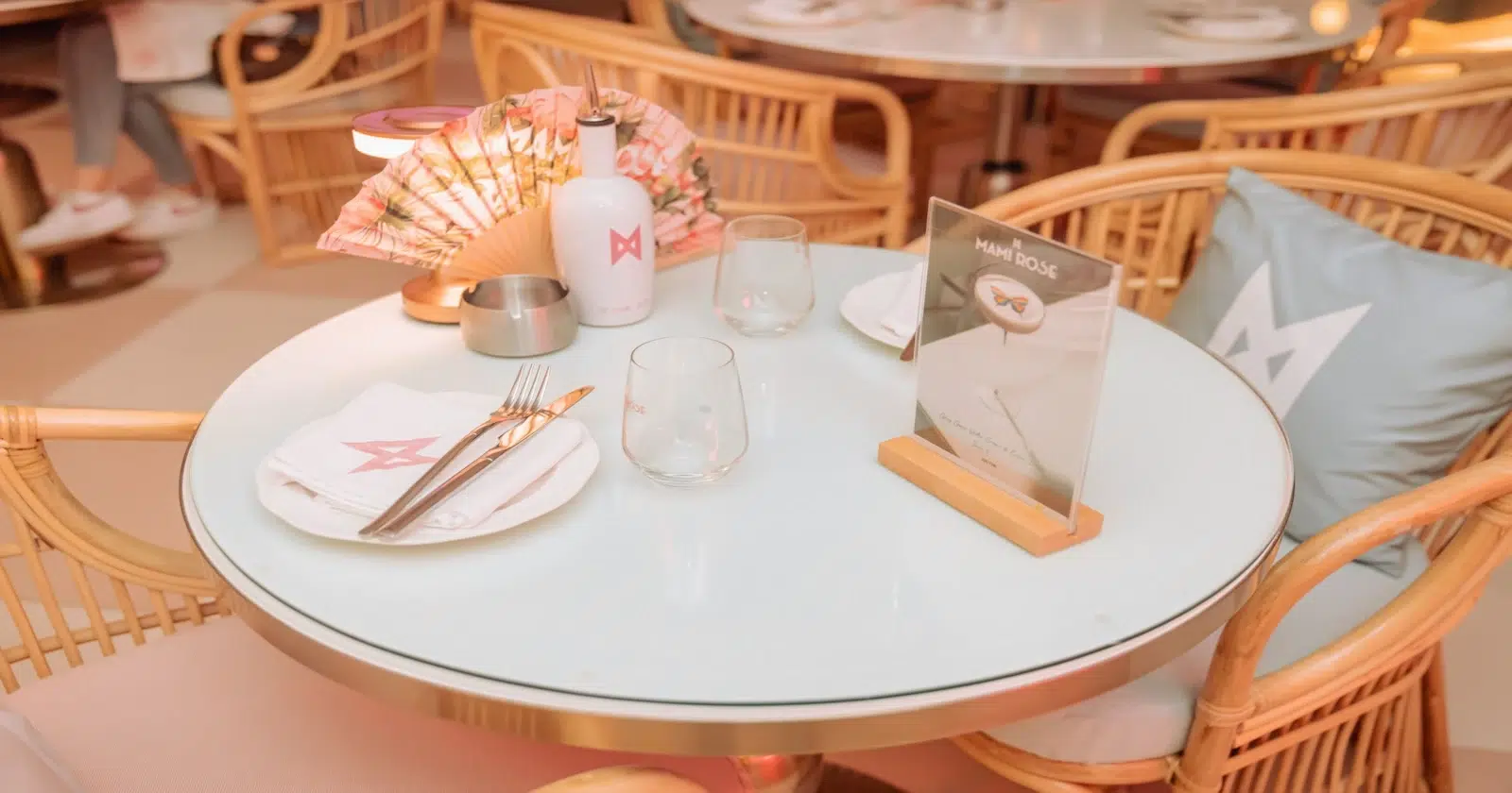 Picture of a table for the perfect date night at mami rose restaurant in Bangkok